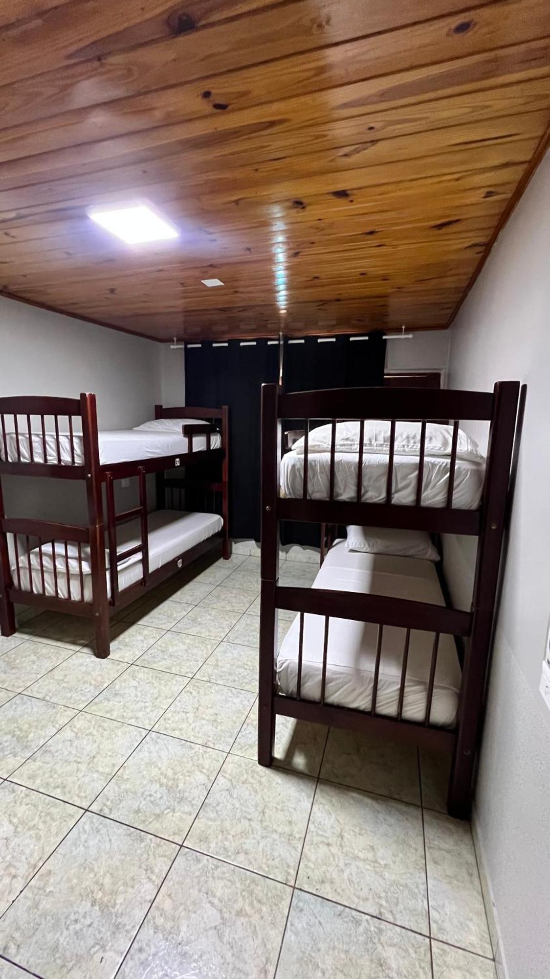 Hostel Peter Pan Puerto Iguazu Bagian luar foto